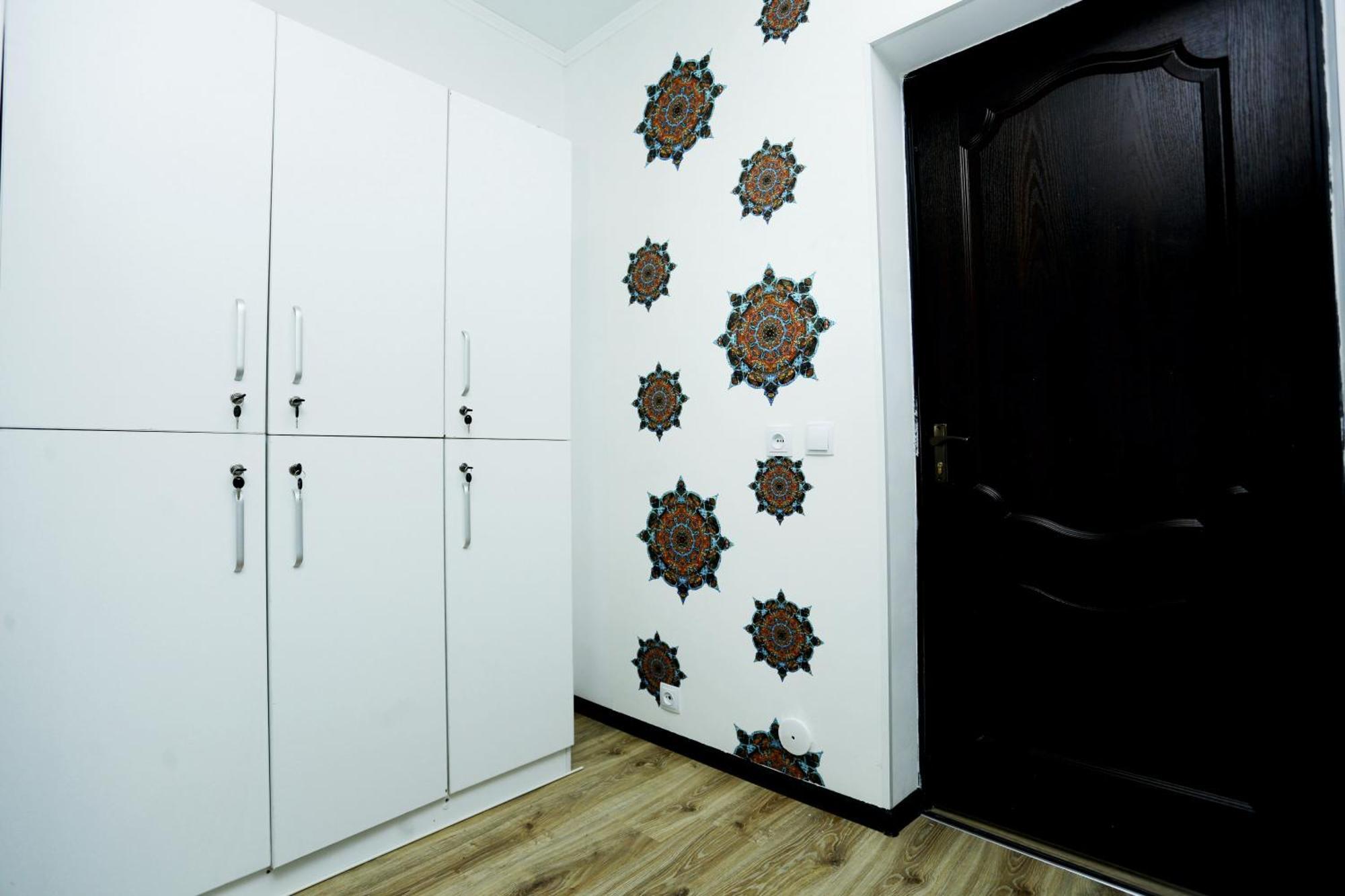 Interhouse Karakol Hostel Εξωτερικό φωτογραφία