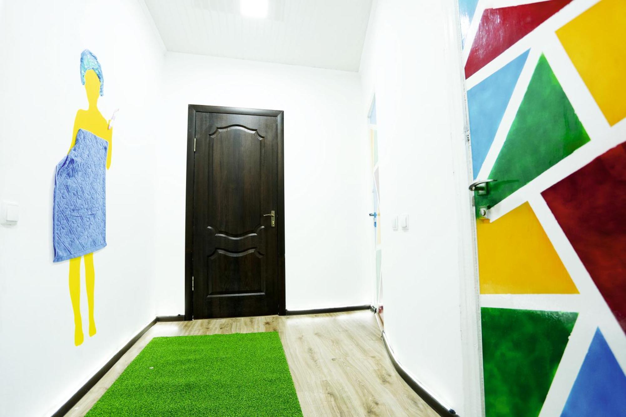 Interhouse Karakol Hostel Εξωτερικό φωτογραφία