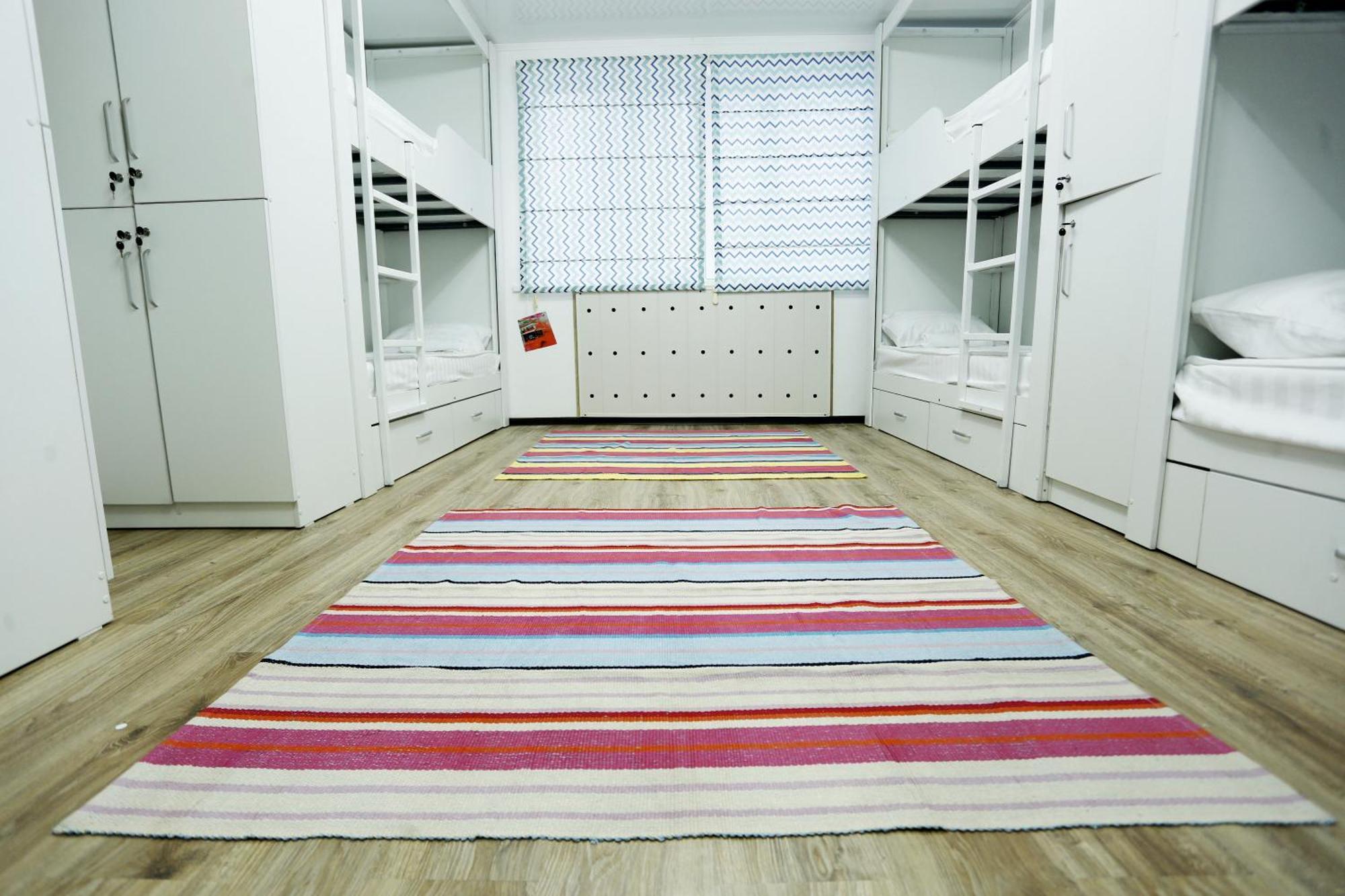 Interhouse Karakol Hostel Εξωτερικό φωτογραφία