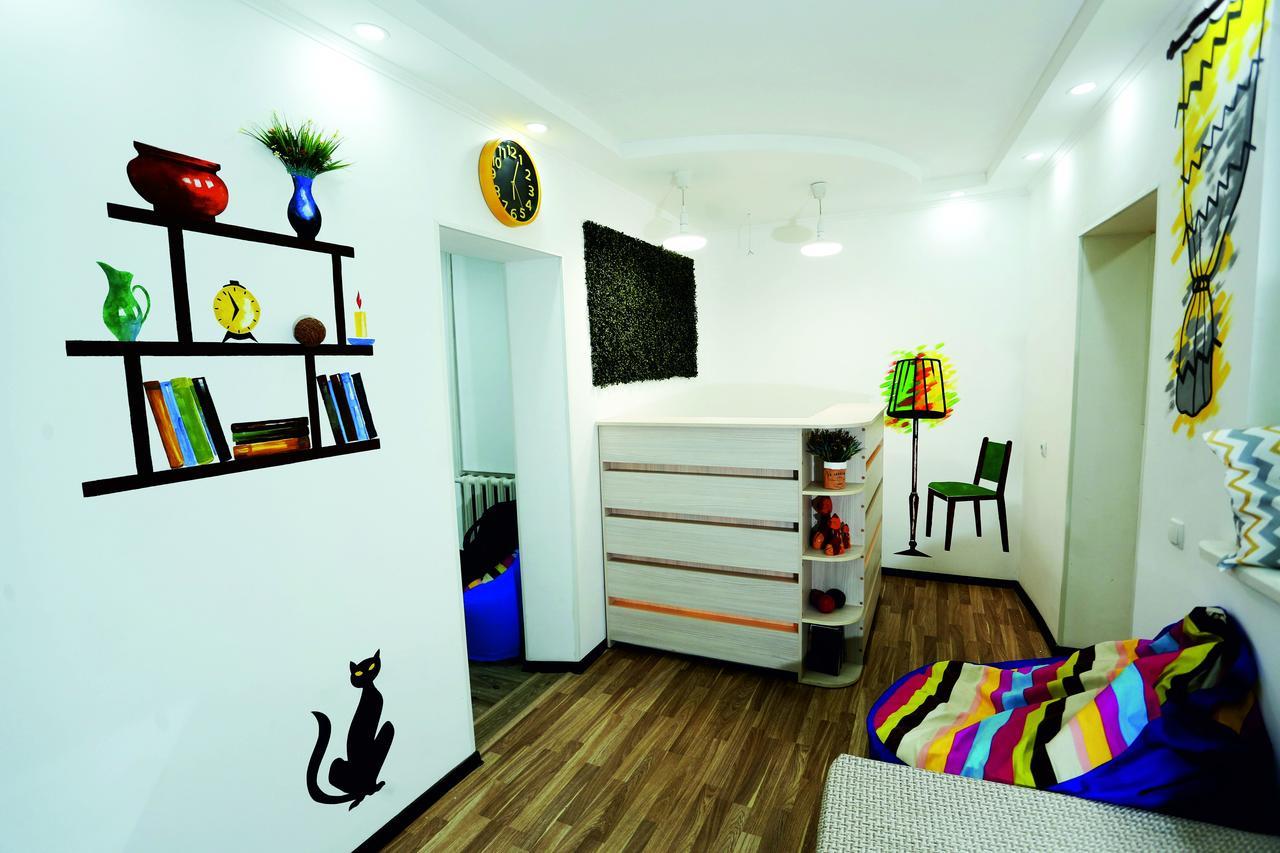 Interhouse Karakol Hostel Εξωτερικό φωτογραφία